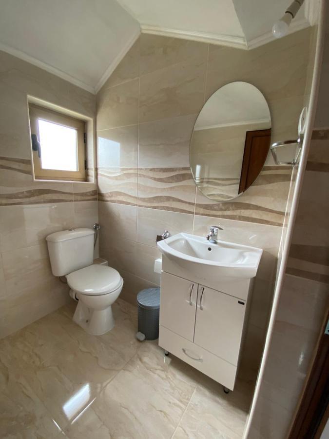 Guest House Lukac Бар Екстер'єр фото