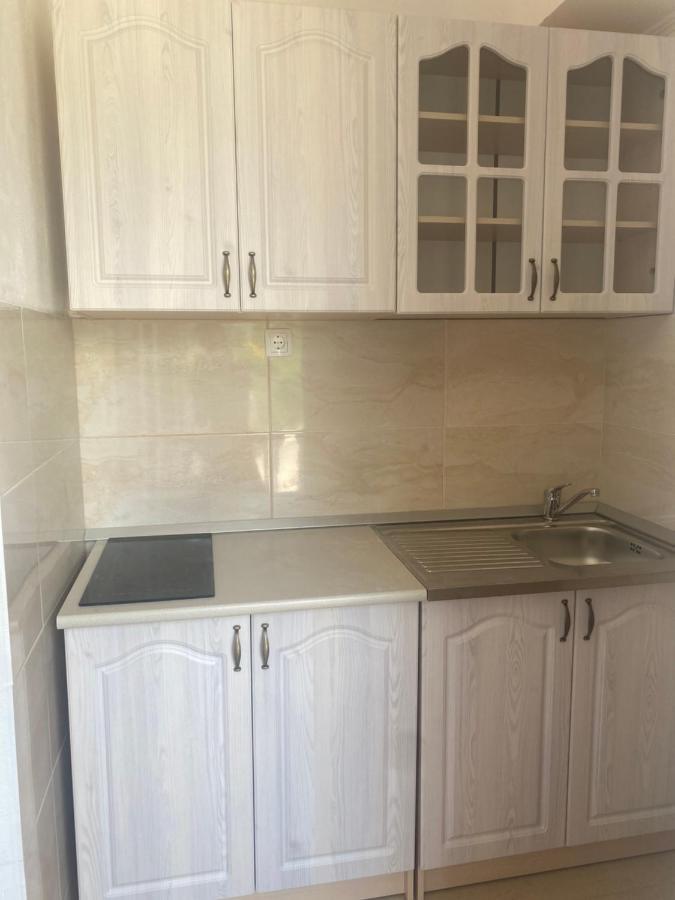 Guest House Lukac Бар Екстер'єр фото
