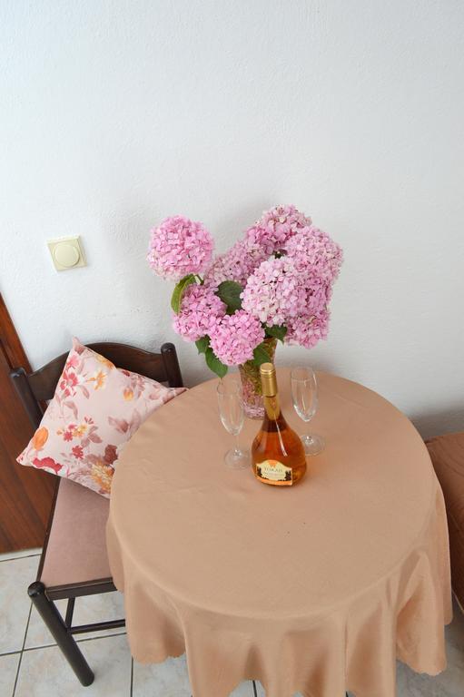 Guest House Lukac Бар Екстер'єр фото