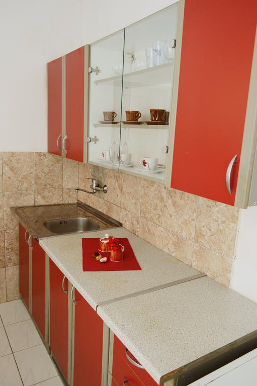 Guest House Lukac Бар Екстер'єр фото