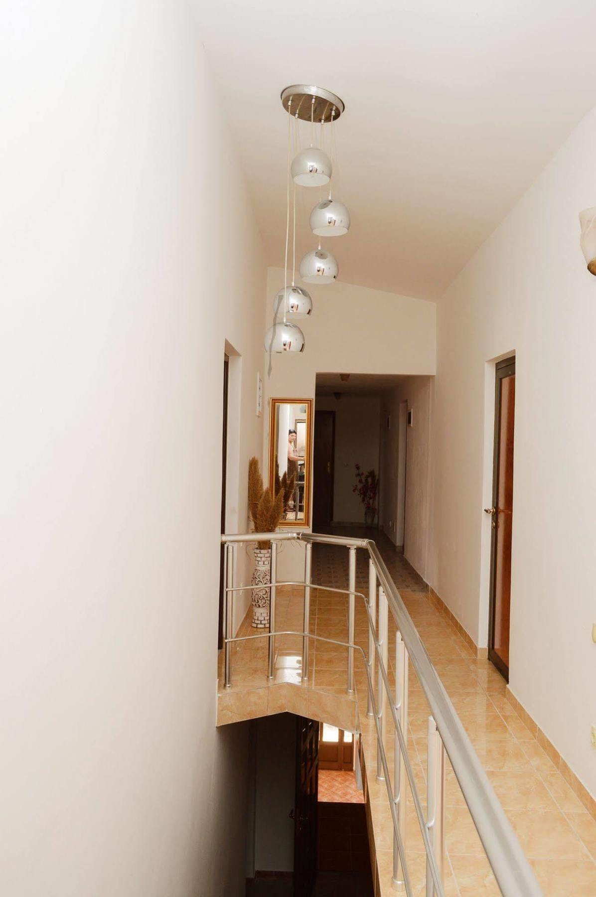Guest House Lukac Бар Екстер'єр фото